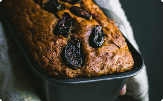 A loaf pan of freshly baked banana bread